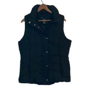 Women’s New York & Company Black Puffer Vest size Medium
